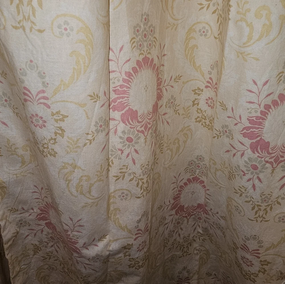 Like New Carousel Designs blush pink and green Tie-top Lined Drapes 4 Piece